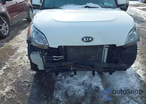 2011 Kia Soul + из США, поврежденный, VIN KNDJT2A26B7706097